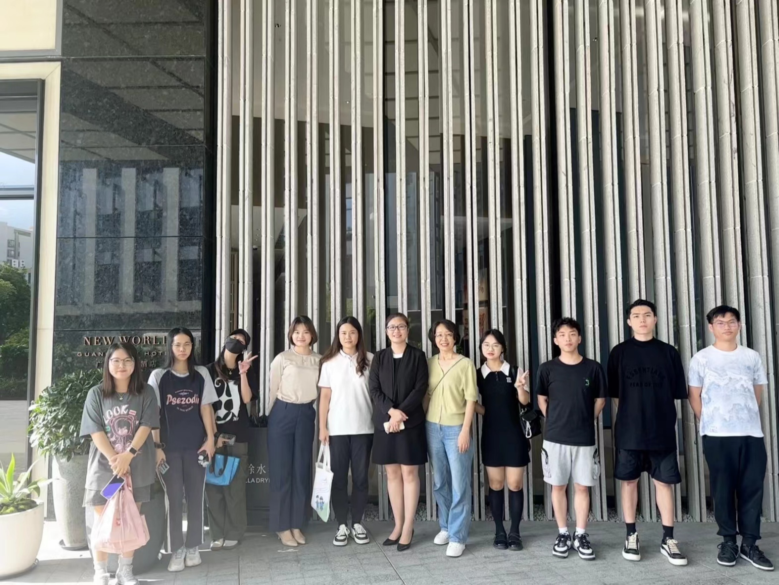 13 9428cn太阳集团古天乐酒店管理专业学生参观考察广州新世界酒店.jpg